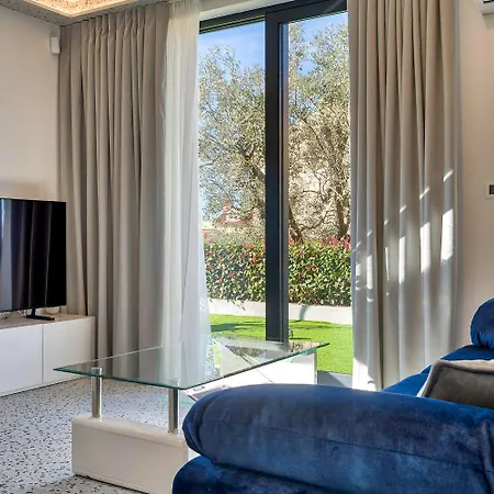 Atemberaubende Nur 150 Meter Zum Mit Beheizbarem Privatpool Casa de Férias